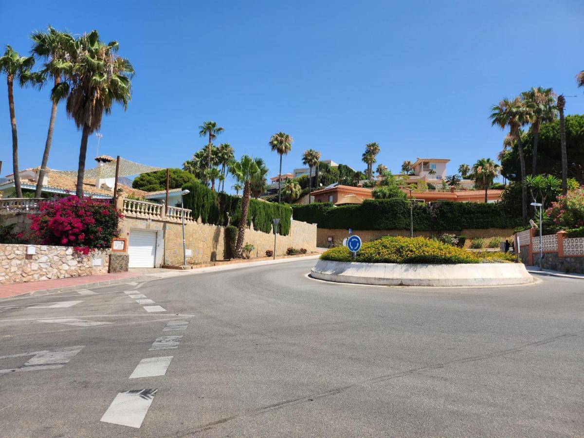 Deluxe Studio Athos 50 Mp Garden Patio Benalmadena Golf & Beach Buitenkant foto